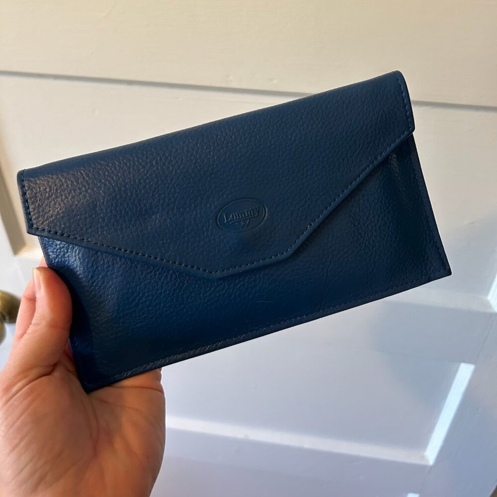 Lommy W blue leather wallet clutch